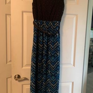 Women’s maxi dress